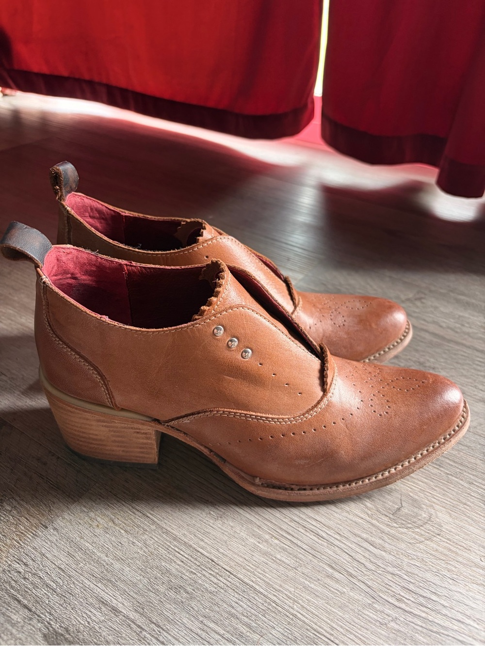 Freebird Sadie brown Leather Low Heel Ankle Boots